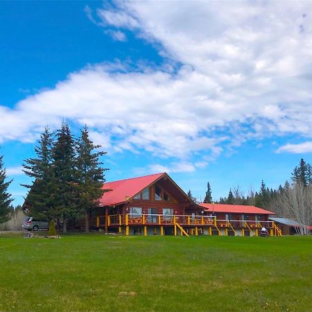 Cariboo Log Guest House Lac La Hache Exterior photo