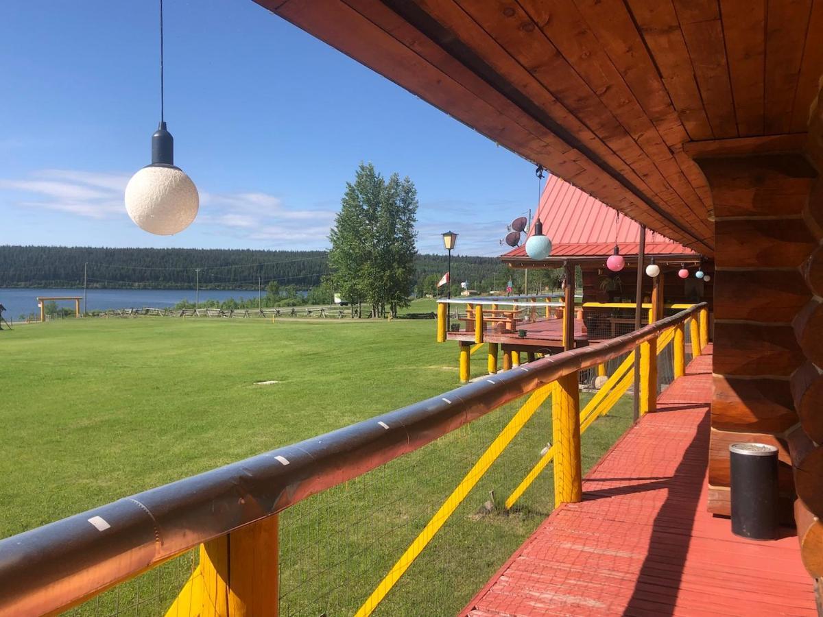 Cariboo Log Guest House Lac La Hache Exterior photo